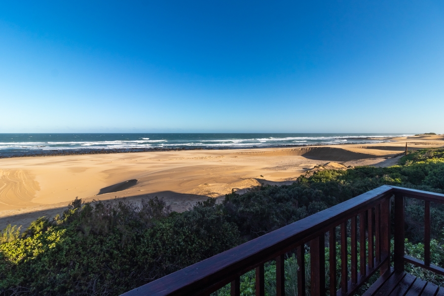 3 Bedroom Property for Sale in Cannon Rocks Eastern Cape